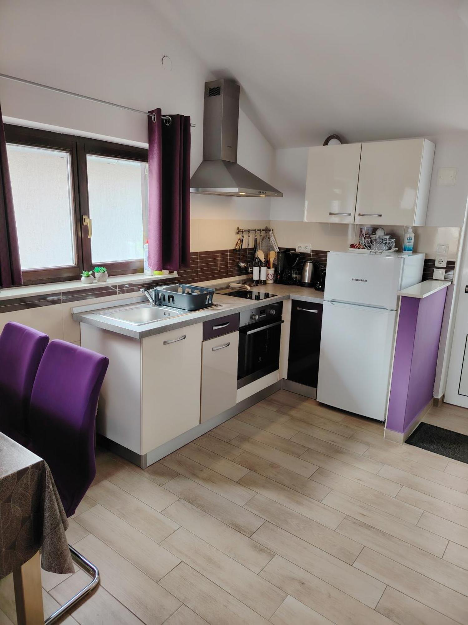 Apartments Lavanda - Free Parking And Grill Jezera Exterior photo